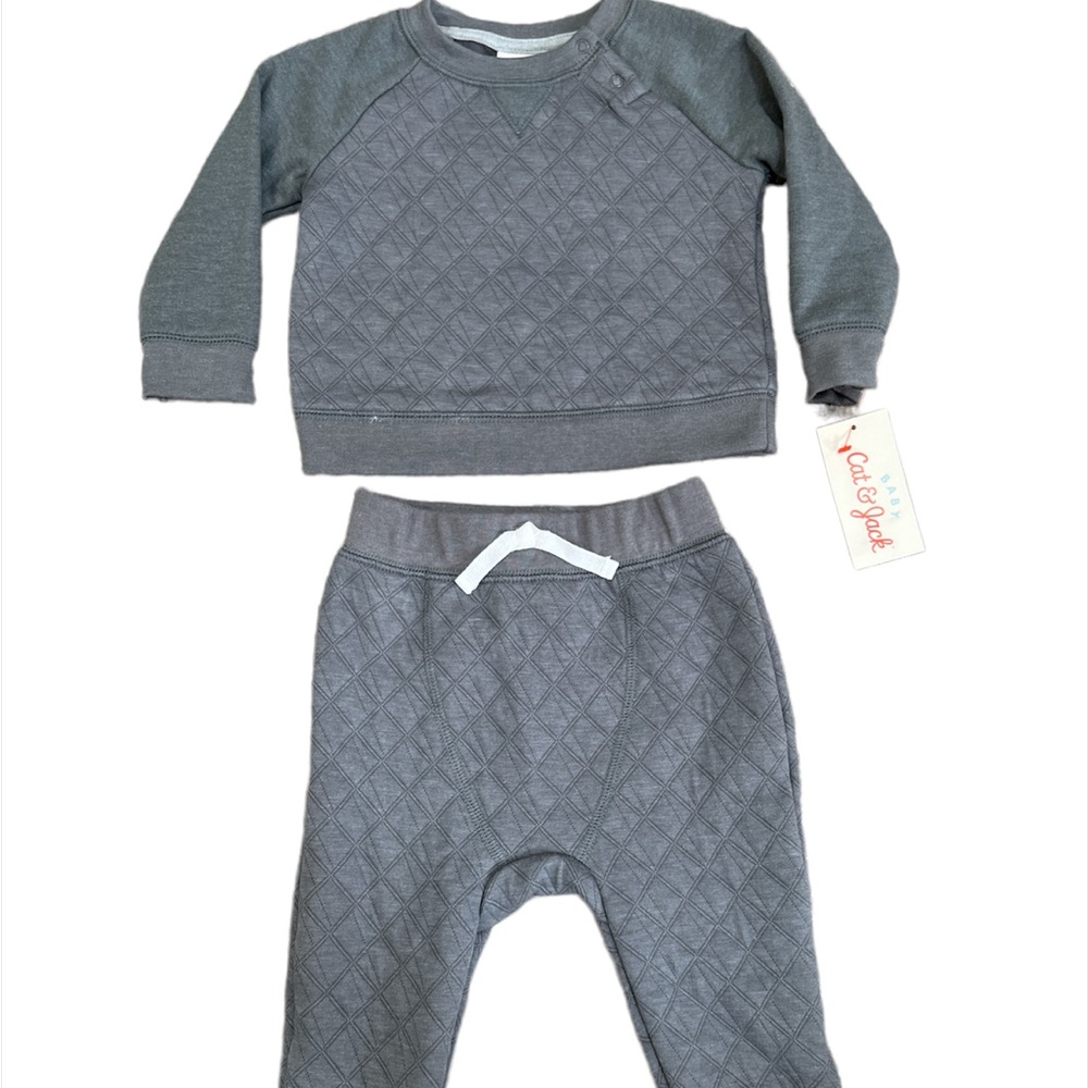 Cat & Jack sweat outfit 6-9 months